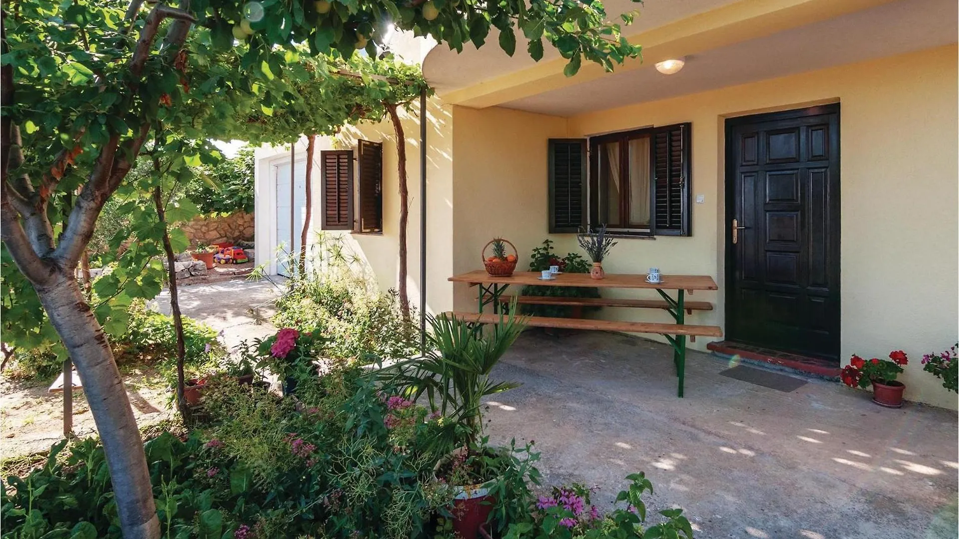 Cozy Apartment In Maslenica With Wifi 0*,  Croatia