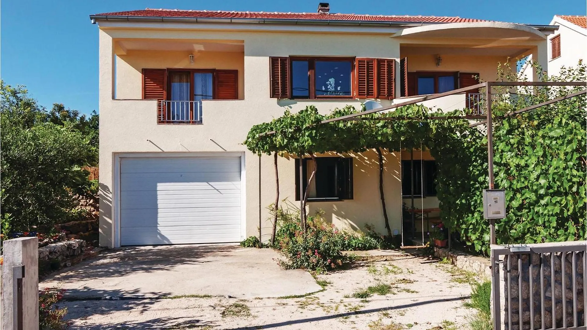 Cozy Apartment In Maslenica With Wifi Croatia