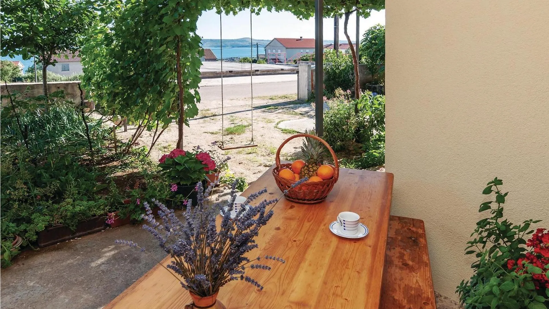 Cozy Apartment In Maslenica With Wifi